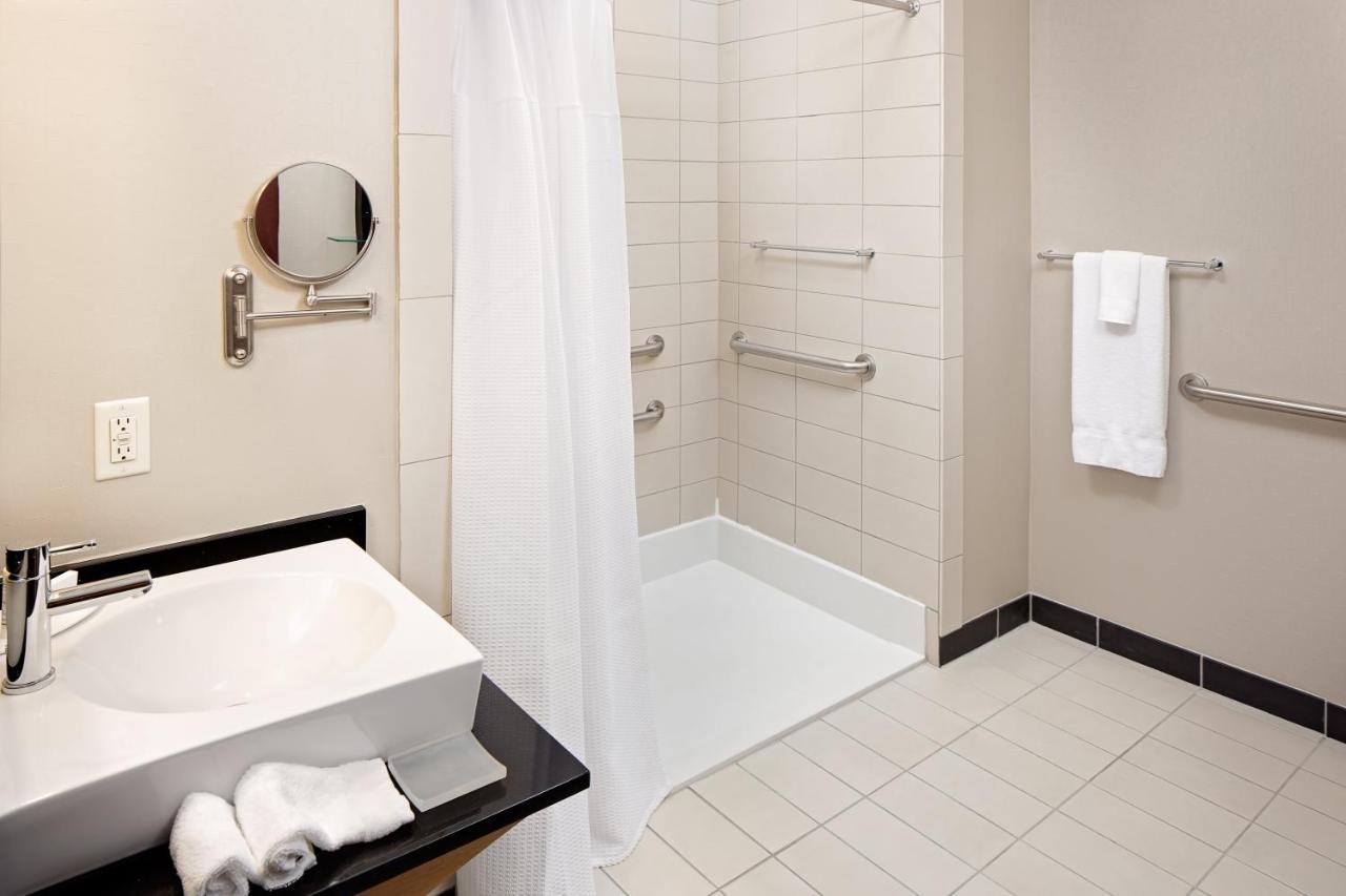 Springhill Suites By Marriott Green Bay Zewnętrze zdjęcie